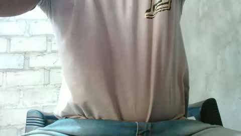 Snapshot of fernandez_latinblack chatting on 10.23.25 fernandez_latinblack online show from 10.23.25