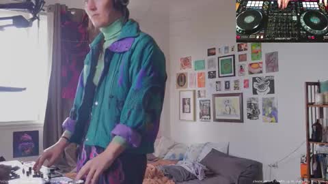 Fern next stream 430pm Monday PST online show from 09.20.25