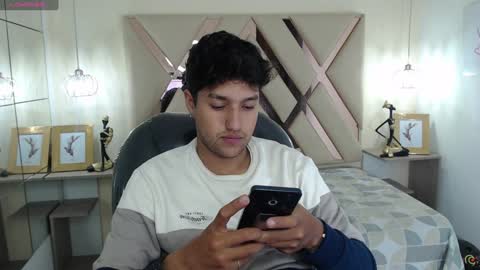 FER PHOENIX online show from 01.12.25