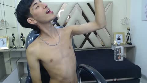 FER PHOENIX online show from 02.06.25