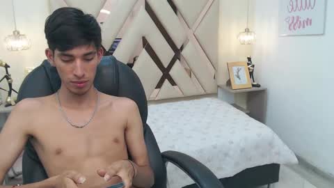 FER PHOENIX online show from 02.15.25