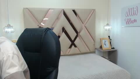 FER PHOENIX online show from 03.07.25