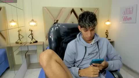 FER PHOENIX online show from 02.27.26