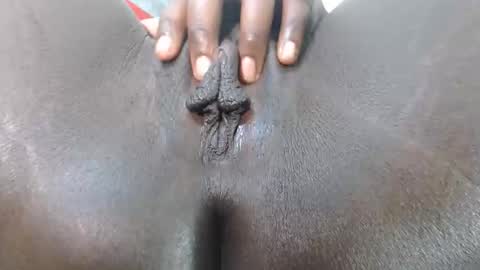 Snapshot of ferriena chatting on 11.23.25 Ferie online show from 11.23.25