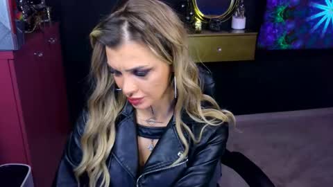 Sarah online show from 10.20.25