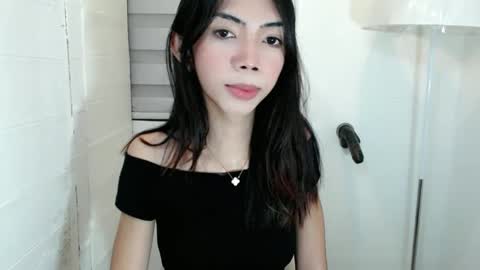 feyaaa online show from 02.11.25