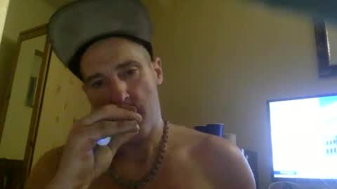 Snapshot of ffffukme2 chatting on 11.25.25 ffffukme2 online show from 11.25.25