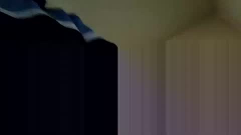 Raised in 90s online show from 02.16.25