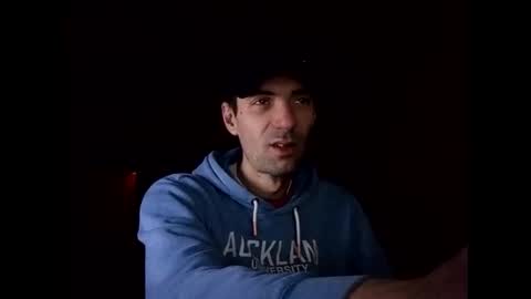 Raised in 90s online show from 01.16.26