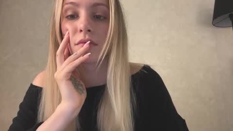 Lisa online show from 11.26.25