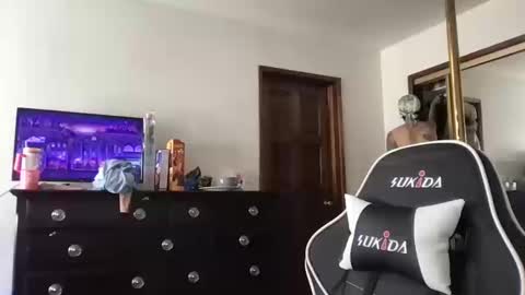 fgsammie online show from 10.13.25