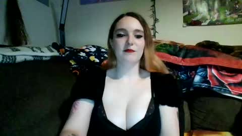 Fiery Red Head online show from 10.13.25