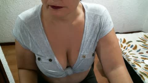 Snapshot of fierywoman158 chatting on 01.25.25 FIERYWOMAN online show from 01.25.25