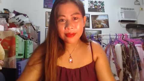 Snapshot of filipina_beauty69 chatting on 09.19.25 filipina beauty. online show from 09.19.25