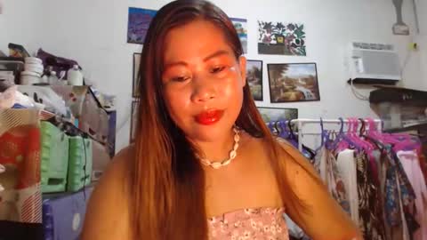 Snapshot of filipina_beauty69 chatting on 09.23.25 filipina beauty. online show from 09.23.25
