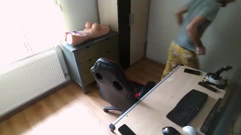 Jane and Findo online show from 03.08.25