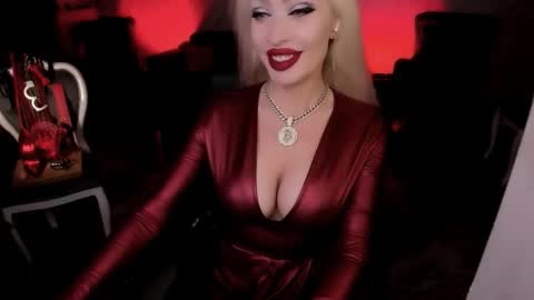 AlfaFemale online show from 11.15.25