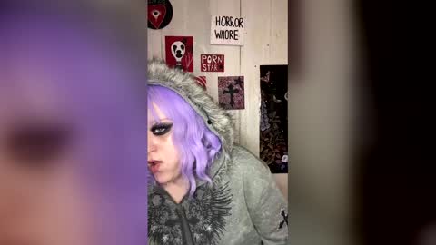 Snapshot of findommefoxi chatting on 03.02.26 findommefoxi online show from 03.02.26