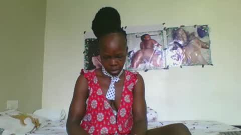 Snapshot of fine_melanin chatting on 09.21.25 caro online show from 09.21.25