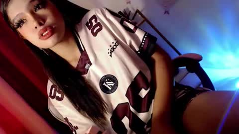 finest_drieax online show from 02.14.26