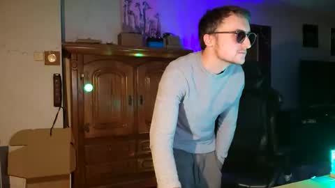 FingerExpert online show from 10.10.25