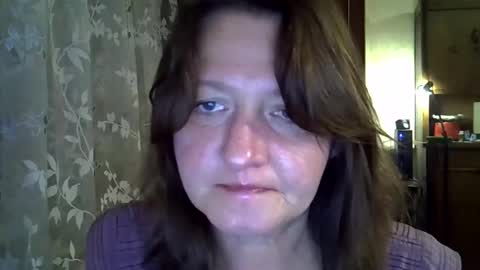 Snapshot of finika_say chatting on 09.17.25 finika_say online show from 09.17.25