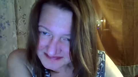 Snapshot of finika_say chatting on 10.23.25 finika_say online show from 10.23.25