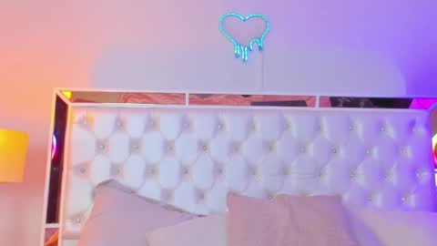 finnky1 online show from 01.08.25