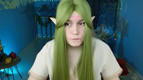 Snapshot of fioramarmoris chatting on 01.17.25 fiora online show from 01.17.25