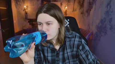 Snapshot of fioramarmoris chatting on 02.02.25 fiora online show from 02.02.25