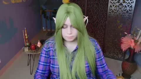 Snapshot of fioramarmoris chatting on 03.09.25 fiora online show from 03.09.25