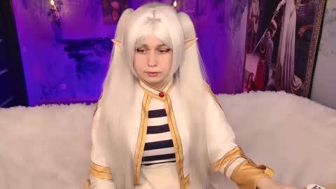 Snapshot of fioramarmoris chatting on 12.01.25 fiora online show from 12.01.25