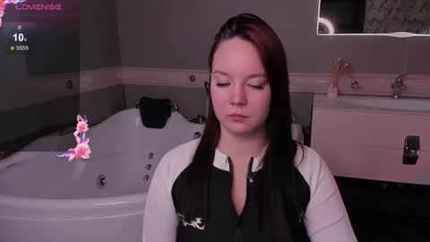 Snapshot of fire_emily chatting on 11.30.25 fire_emily online show from 11.30.25