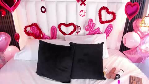 Snapshot of firedollx chatting on 02.14.26 Firedoll online show from 02.14.26