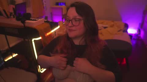 Lio Roxy online show from 03.05.26