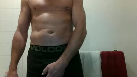 Snapshot of firmbritish chatting on 11.17.25 firmbritish online show from 11.17.25