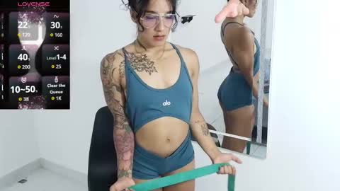 Snapshot of fit_valkiria chatting on 02.12.26 fit_valkiria online show from 02.12.26