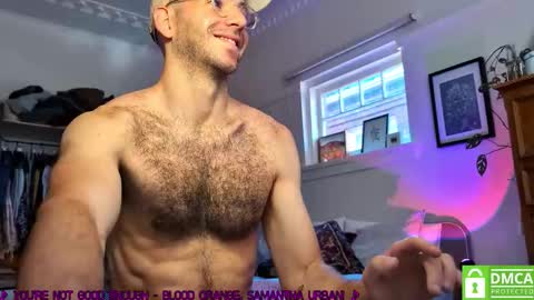 Snapshot of fitfinn_ chatting on 09.22.25 finn online show from 09.22.25