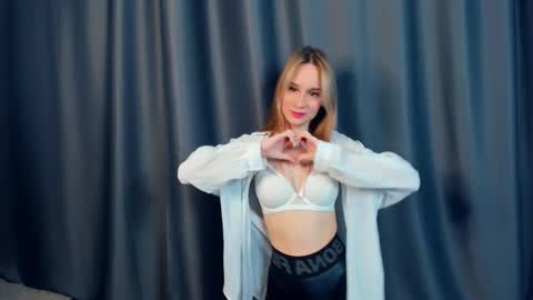 Kira online show from 01.09.26