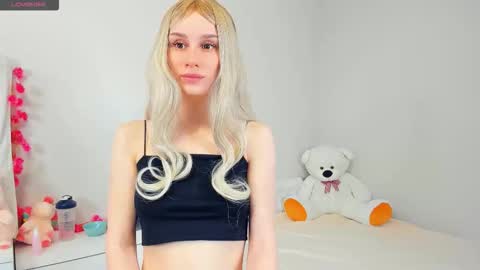 Kira online show from 03.22.26