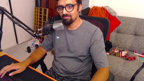fizz6572 online show from 10.18.25