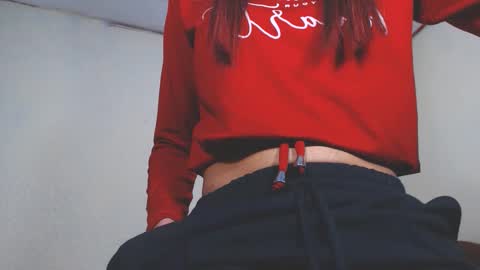 Snapshot of flacats23cm chatting on 12.18.24 flats23cm online show from 12.18.24