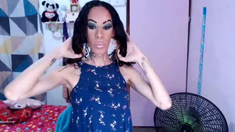 Snapshot of flacats23cm chatting on 07.14.26 flats23cm online show from 07.14.26