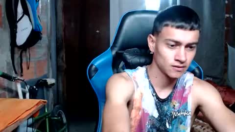 Snapshot of flacolatind chatting on 11.19.25 FLACO online show from 11.19.25