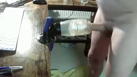 Snapshot of fleshlight4246 chatting on 01.22.25 UK Fleshlight Fucker online show from 01.22.25