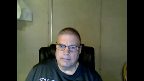 Snapshot of fletch32 chatting on 05.10.26 jd online show from 05.10.26