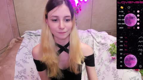 Snapshot of fleximona chatting on 01.31.25 FlexiMona online show from 01.31.25