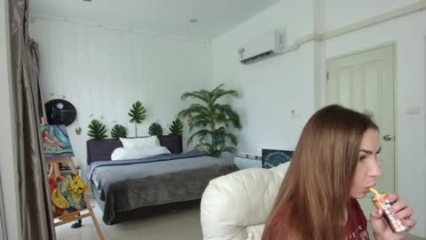 Snapshot of flexy_cat chatting on 01.28.25 Flexy Cat online show from 01.28.25