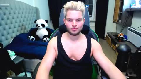 Snapshot of flirty_sugar chatting on 11.17.25 Flirty sugar online show from 11.17.25