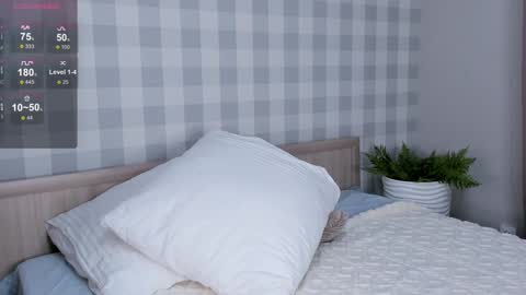 Emely  online show from 12.24.24